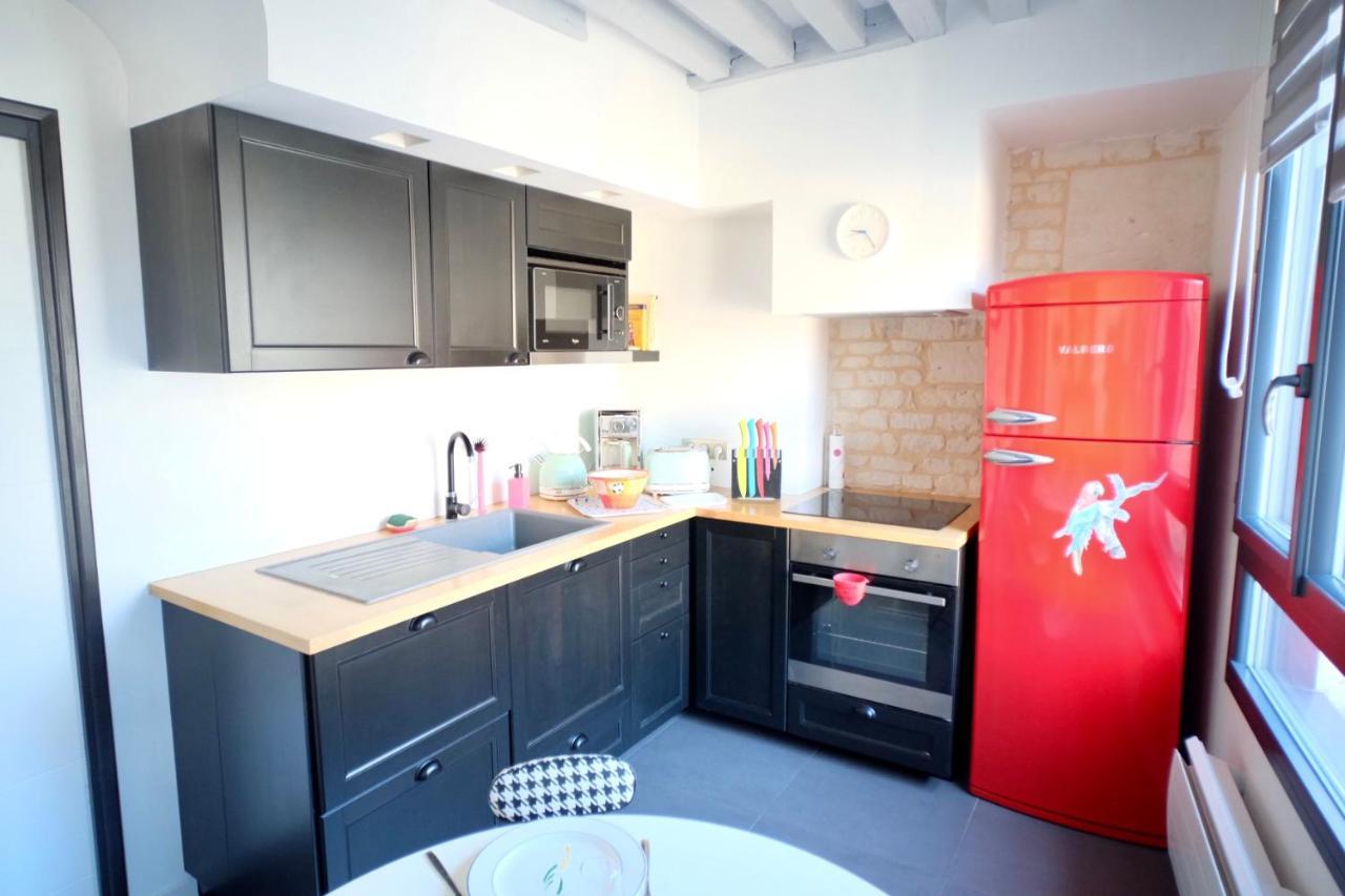 Le Perroquet Fringant, Rue Pietonne Et Quartier Historique Apartment Caen Bagian luar foto